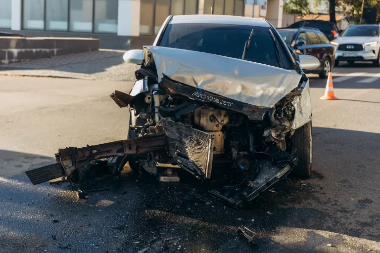 épave voiture
